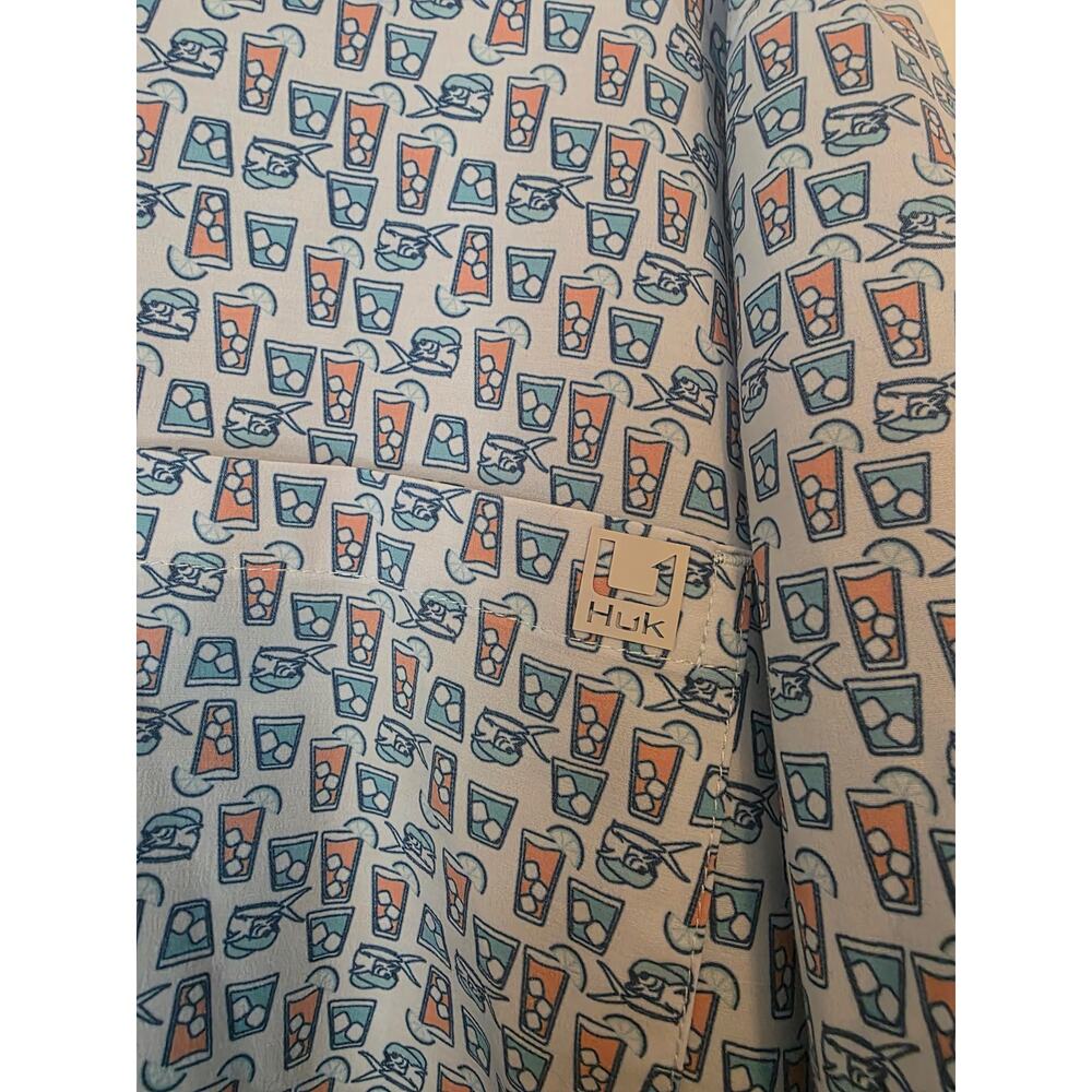 HUK Fishing Men's Novelty Drink Short Sleeve Button Down Shirt XXL - Picture 2 of 5
